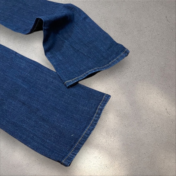 Levi’s 545 Low Rise Bootcut Jeans - Picture 6 of 7
